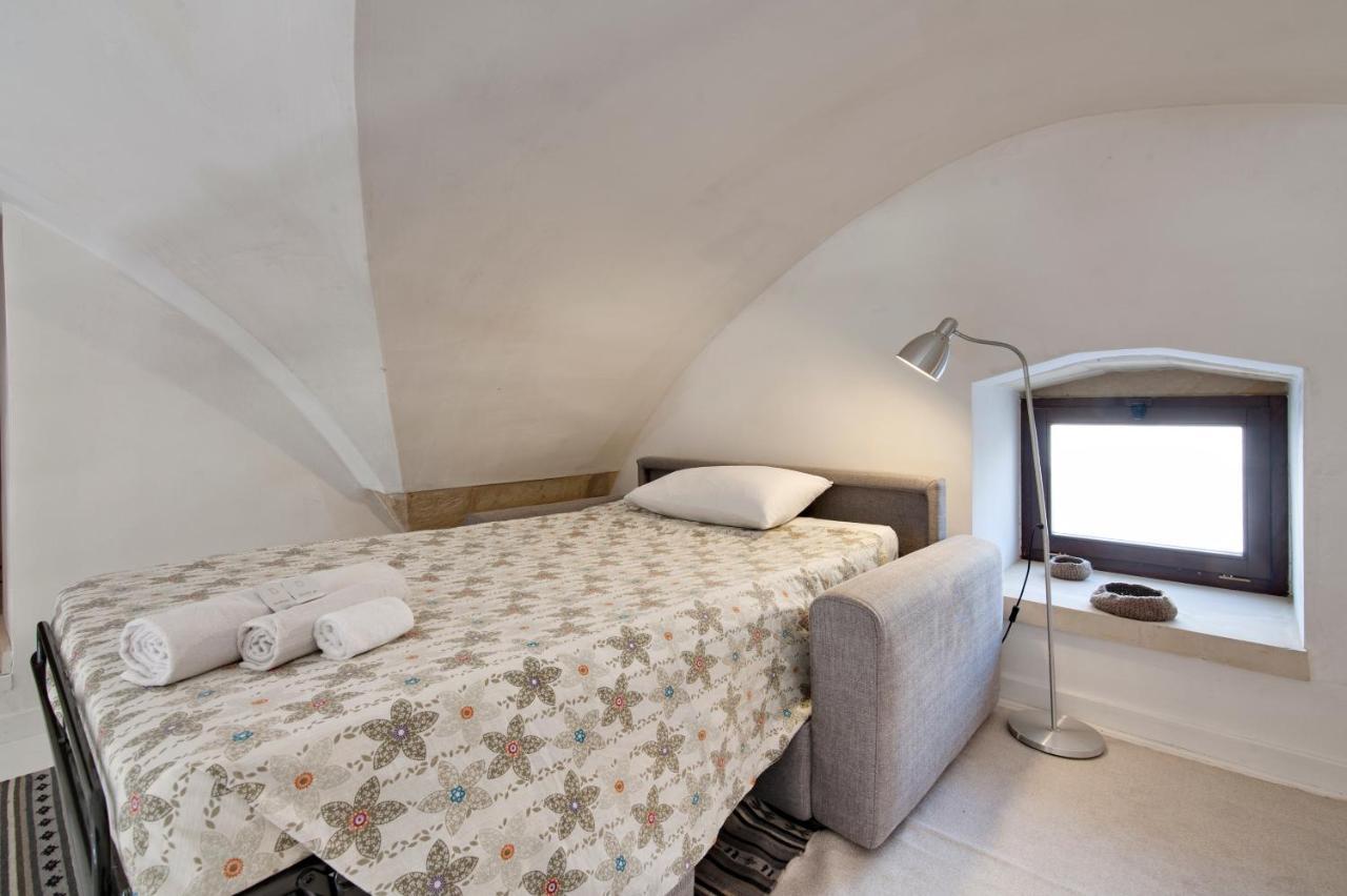 Mesagnesi 6 - Loft Centro Storico Sit Leilighet Lecce Eksteriør bilde