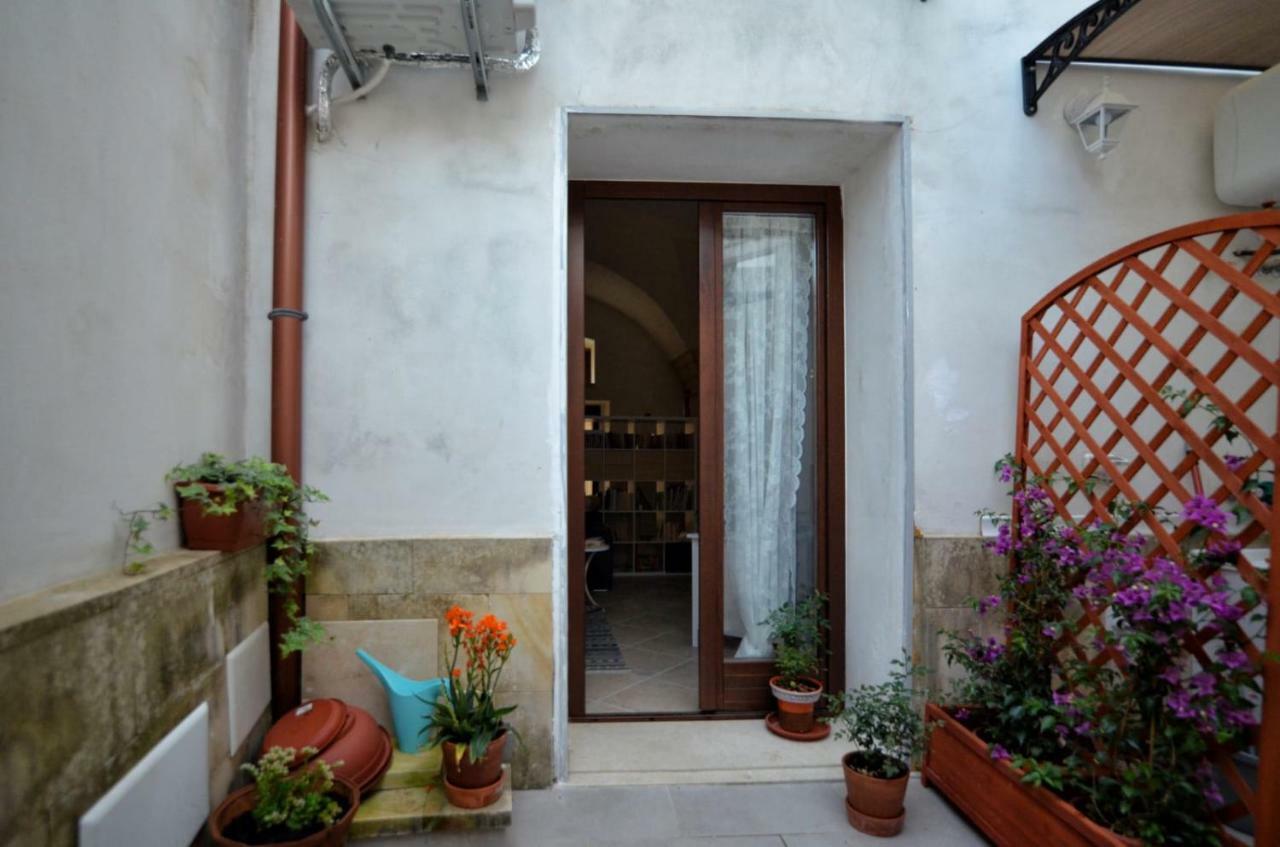 Mesagnesi 6 - Loft Centro Storico Sit Leilighet Lecce Eksteriør bilde